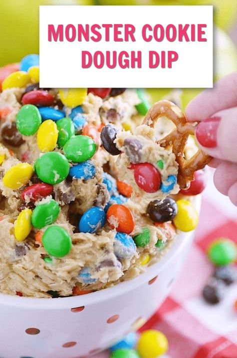 Time to stop the hunt for monster cookie dough dip as this post will teach you everything you need. It's so easy and so good! Fun Easy Cookies, Monster Cookie Dough Dip, Cookie Dip, Sweet Dip, Monster Cookie Dough, Christmas Desserts Party, Monster Cookies Recipe, Cookie Dough Dip, Delicious Dips Recipes