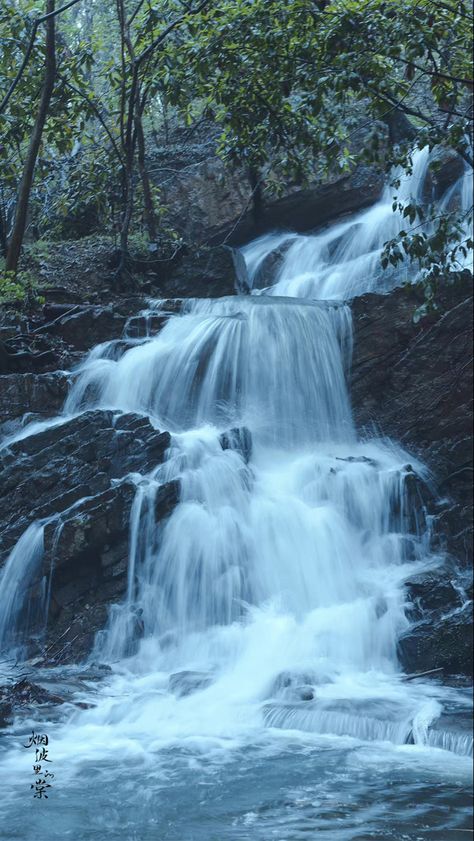 Japan Waterfall, Waterfalls In Japan, Dark Waterfall Aesthetic, Pretty Waterfall Aesthetic, Dreamy Waterfall, Fairycore Waterfall, Homescreen Wallpaper, Nature Aesthetic, Nature Pictures