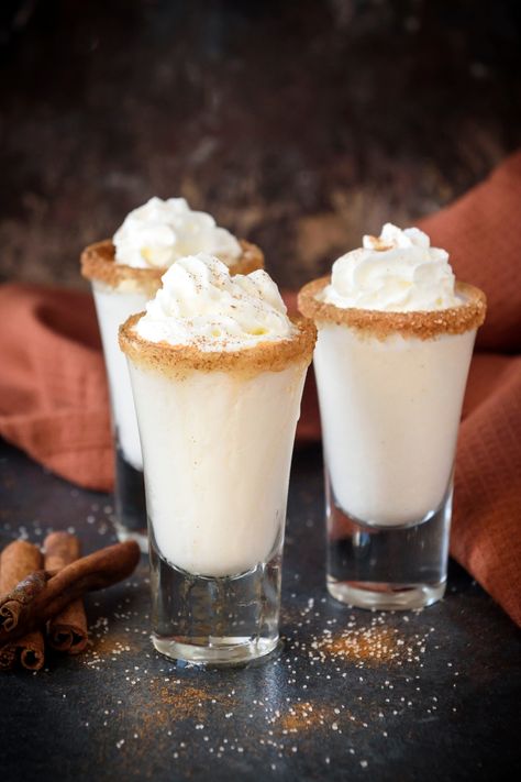 Cinnamon Toast Crunch Shot Cinnamon Toast Crunch Shots, Applesauce Shot, Cinnamon Toast Crunch Shot, Chicken Salad Chick Recipe, Lemon Drop Shots, Cinnamon Sugar Rim, Red Lobster Biscuits, Alcoholic Drink Recipes, Chicke Recipes