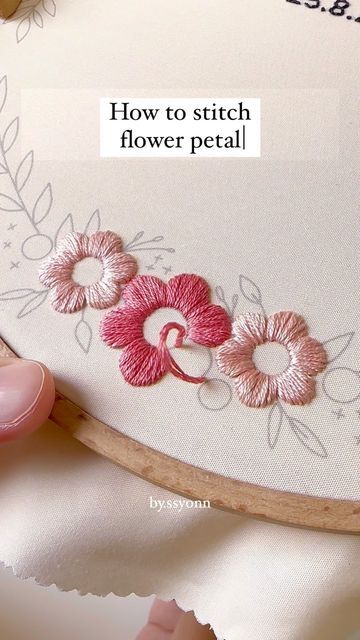 Flower Petals Embroidery, Satin Stitch Flower Embroidery, Petal Stitch Embroidery, Embroidery Petals, Embroidered Flowers Tutorial, Flower Petal Embroidery, How To Embroider Flowers, Embroidery Watercolor, Petal Embroidery