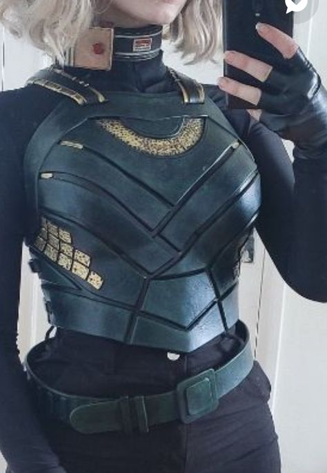 Sylvie Cosplay Loki, Fem Loki Cosplay, Loki Cosplay Diy, Marvel Female Costumes, Sylvie Loki Costume, Loki Cosplay Female, Lady Loki Costume, Sylvie Cosplay, Disfraz Diy