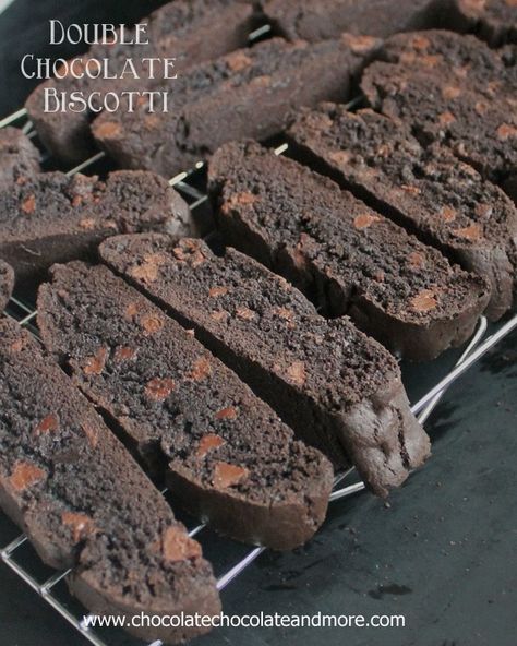 Biscotti Cake, Chocolate Biscotti, Biscotti Recipes, Resepi Biskut, Biscotti Cookies, Biscotti Recipe, Oreo Dessert, Italian Cookies, C Is For Cookie