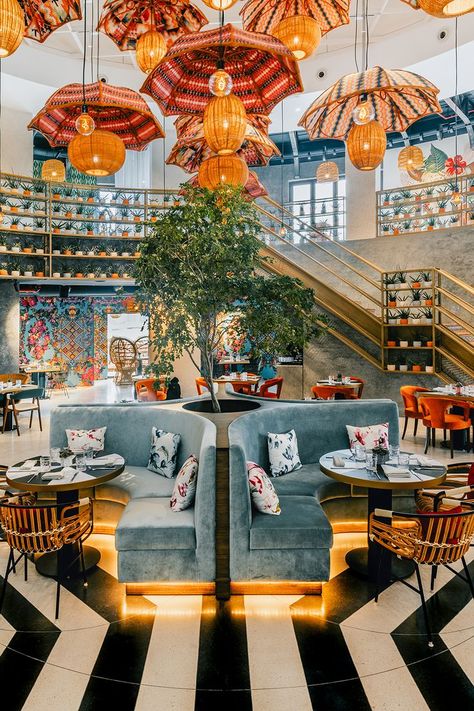 Modern Food Court Design, Club House Design Interiors, Bright Restaurant Interior, Colourful Restaurant Interior, Spanish Cafe Design, Fun Restaurant Design, Bohemian Restaurant, Boho Restaurant, Eclectic Cafe