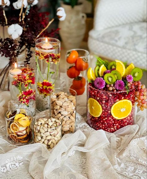 Yalda Decoration Photography, Yalda Table Design, Yalda Night Ideas Gift, Yalda Photography, Yalda Decor, Cake Yalda, Yalda Night Ideas Decor, Shab Yalda Decoration, Yalda Design Idea