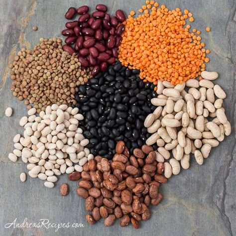 Andrea Meyers - How long to cook Beans & lentils cooking chart. I need this! Also tells what 1 dry cup will equal cooked. Cook Beans, Beans And Lentils, Beans And Legumes, Cooking Dried Beans, Beans Beans, Dry Beans, How To Cook Beans, Lentil Recipes, Food Info