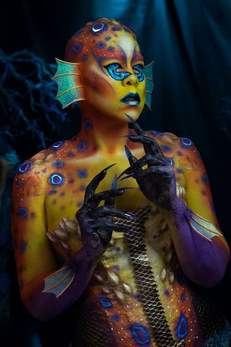 Mermaid Bodypaint, Facial Prosthetics, Underwater Makeup, Fantasy Underwater, Siren Makeup, Face Awards, Mermaid Cosplay, Fantasy Mermaid, Special Fx Makeup