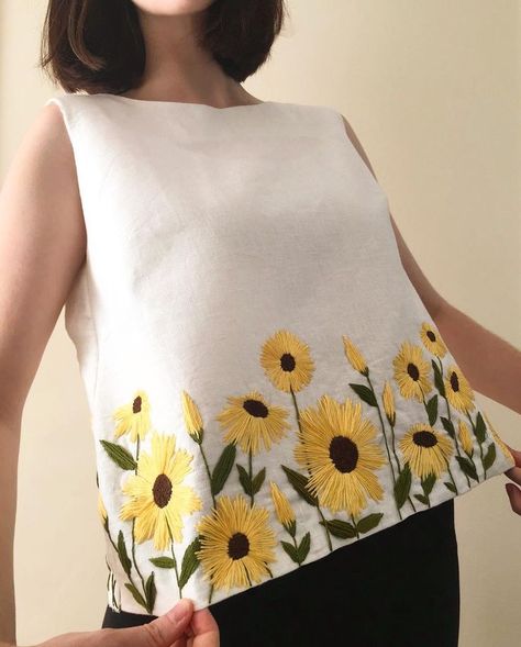 Wearing my handmade hand embroidered sunflower linen top 🌻 Embroidered both front + back. P.S If you're interested, I've made a blog post… Pola Blus, Áo Blu, Sulaman Pita, Hand Embroidery Dress, Embroidery Tshirt, Hand Embroidery Videos, Embroidery Flowers Pattern, Embroidery Top, Japanese Embroidery