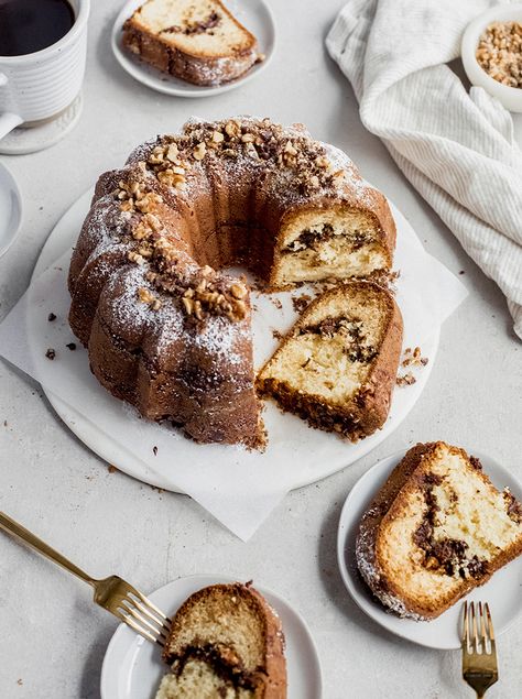 Streusel Coffee Cake, Bundt Cake Recipes, Midday Snack, Gateaux Cake, Cake Photography, Bundt Cakes Recipes, Coffee Cakes, Bundt Cakes, Savoury Cake