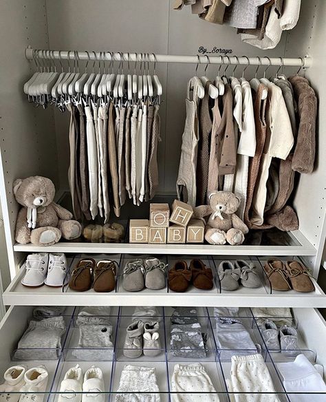 Cozy Baby Room, Baby Nursery Inspiration, Baby Room Organization, Baby Boy Room Decor, Baby Zimmer, Nursery Room Design, Baby Room Inspiration, Baby Boy Room Nursery, Nursery Room Inspiration