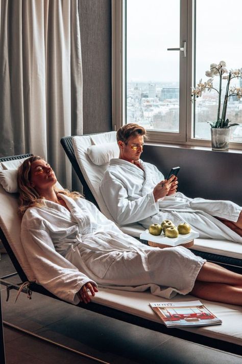 2024 Valentine's Day Date Ideas Couples Spa Day, Couples Spa, Valentines Day Gifts Ideas, Day Date Ideas, Long Weekend Getaways, Hotel Inspiration, Outdoor Theater, St Regis, Deep Relaxation