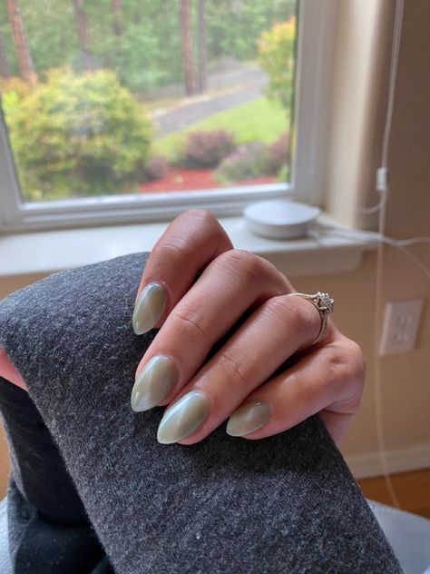 Sage Jelly Nails, Jade Green Cat Eye Nails, Jade Cat Eye Nails, Sage Cat Eye Nails, Sage Green Cat Eye Nails, Light Green Cat Eye Nails, Green Cats Eye Nails, Green Cateye Nail, Light Sage Green Nails