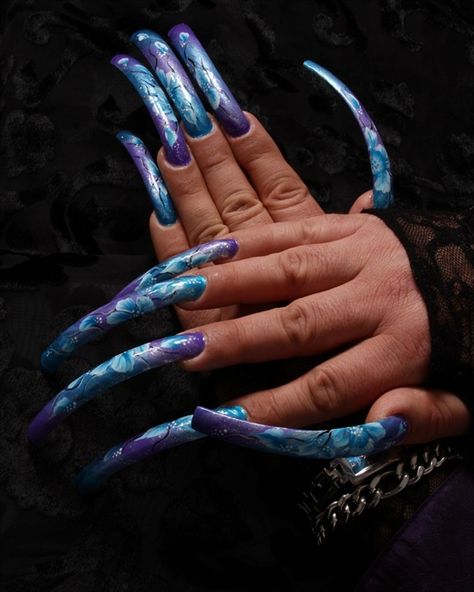 Creepy Nails, Nails Short Acrylic Almond, Short Acrylic Almond, Extremely Long Nails, Xxl Nails, Very Long Nails, Nails Inspo Aesthetic, Extra Long Nails, Finger Nail Art Designs