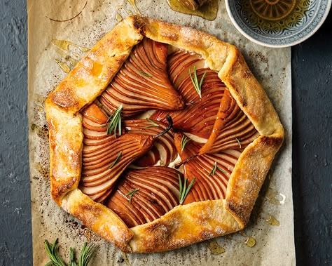 galette-web Goat Cheese Galette, Cheese Galette, Tarte Fine, Honey Recipes, Pies And Tarts, Autumn Flavors, Top Recipes, Filling Recipes, Save Food