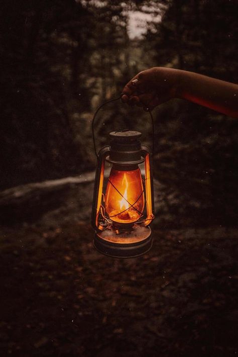 Person holding a lantern in autumn outdoors Lantern Aesthetic, Goddess Of The Hearth, Old Lanterns, Camping Lamp, Greek Gods And Goddesses, Retro Lamp, Alam Yang Indah, Camping Hiking, Greek Gods