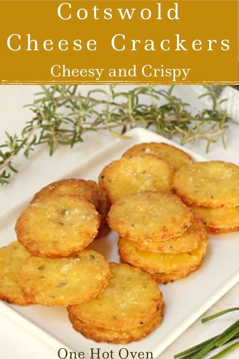 Simple Cracker Recipe, Cheese Cracker Recipe, Homemade Crackers Recipe, Homemade Cheese Crackers, Cheesy Crackers, Cracker Recipe, Parmesan Chips, Savoury Crackers, Slow Cooker Ideas