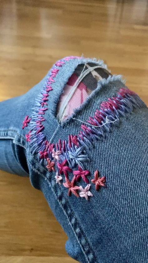 petronella.art on Instagram: Visible mending here we go🥳 Got a huge hole on the knee of my jeans and thought let’s experiment! Ripped clothes are the perfect base for… Ripped Clothes, Patched Jeans Diy, Clothing Repair, Fun Embroidery, Distress Jeans, Clothes Embroidery, Mending Clothes, Blue Jeans Crafts, So Proud Of You