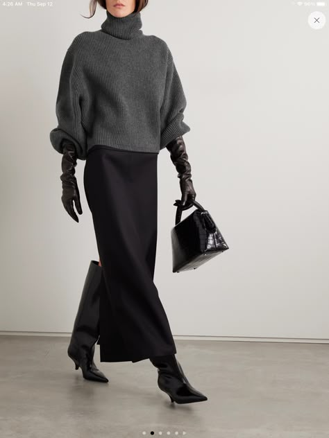 Swedish Minimalism, Sports Suit, 가을 패션, Roll Neck, Floral Maxi Dress, Jeans Dress, Winter Style, Grey Sweater, Turtleneck Sweater