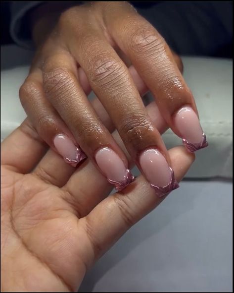 Chrome Short Nails, Pink Chrome French, Short Chrome Nails, Era Nails, Chrome French Tips, Chrome French, 2022 Nails, Body Decor, Birthday Aesthetic