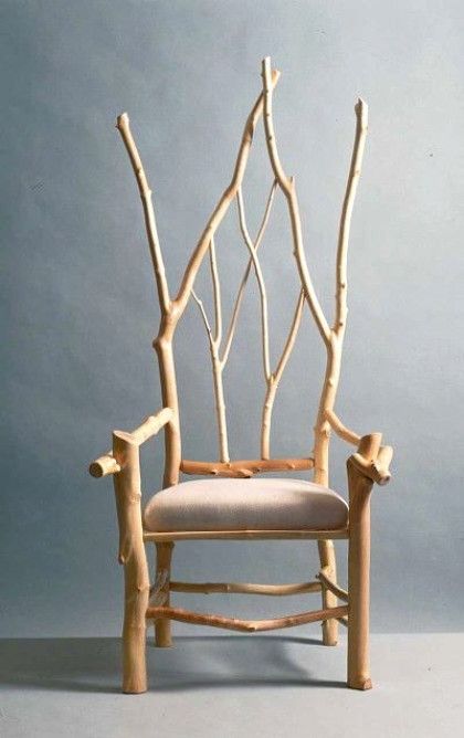 Source: Daniel Mack Rustic furnishings (peeled maple branch chair in Gothic Revival style) TLC Home "Cabin Decor Idea: All Aglow" -->Would be awesome w/drker stain #RepurposedFurniture Takken Decor, Twig Furniture, Wooden Step Stool, Wooden Steps, Unique Chair, Log Furniture, Branch Decor, Design Seeds, Natural Home Decor