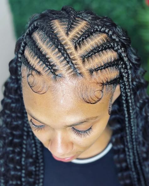 Twists To The Scalp, Cornrow At The Front Hairstyles, Hairstyles For Short Hair Cornrows, Cornrow Front Hairstyles, Cornrows At The Front Braids At The Back, Front Cornrows Back Box Braids, Cornrow Front Knotless Back, Cornrows Front Box Braids Back, Simple Fulani Braids Short