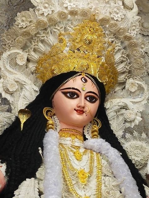 Jagadhatri Maa, Jagadhatri Puja, Durga Mata, Ganesh Ji, Radha Krishna Art, Durga Goddess, Krishna Art, Cobbler, Radha Krishna