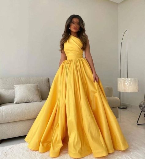 Pleated Prom Dress, Yellow Evening Dresses, Wedding Evening Party, Dresses With Pockets, Elegant Dresses Classy, Elegant Party Dresses, Dress Women Elegant, فستان سهرة, Classy Wedding