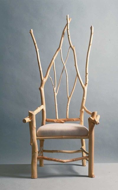 Source: Daniel Mack Rustic furnishings (peeled maple branch chair in Gothic Revival style) TLC Home "Cabin Decor Idea: All Aglow" Takken Decor, Twig Furniture, Wooden Step Stool, Wooden Steps, Unique Chair, Log Furniture, Branch Decor, Design Seeds, Natural Home Decor