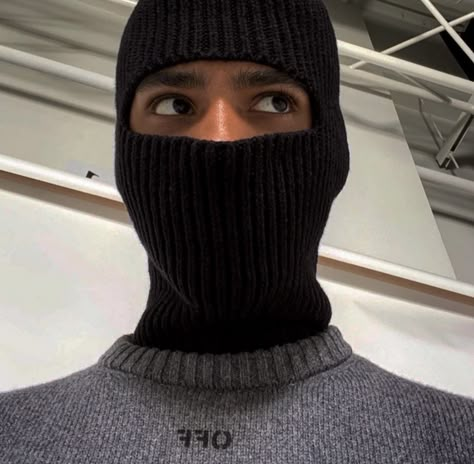 Mens Balaclava, Random Guy, Aesthetic Gifts, Masked Men, Motorcycle Riding, Clothes Aesthetic, Ski Mask, Black Shop, Fashion Face