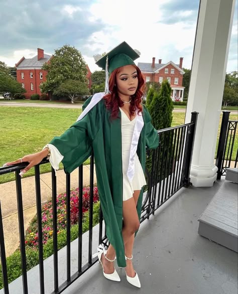 Red Hair Graduation Pictures, Cap And Gown Outfit Ideas, Green Cap And Gown, Green Graduation Gown, Spy Agent, Law School Fashion, Esthetician Facial, Outfit Ideas Baddie, High School Graduation Pictures