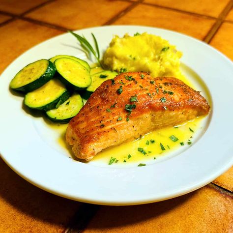 Tarragon Salmon Recipes, Tarragon Salmon, Pan Seared Fish, Tarragon Sauce, Herbed Butter, Restaurant Fish, Seared Fish, Easy Mashed Potatoes, Sauteed Zucchini