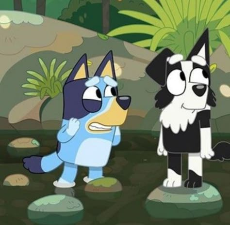 Bluey And Mackenzie, Mackenzie X Bluey, Bluey X Mackenzie, Bluey Mackenzie, Bluey Icons, Bluey Pictures, Bluey Y Bingo, Adventure Time Cartoon, Bluey And Bingo