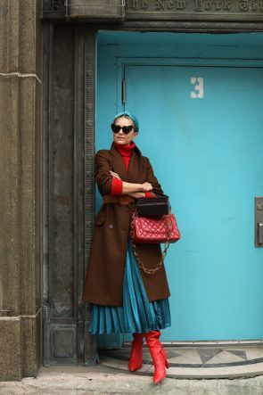 Fall Color Combinations, Dresses Everyday, Blair Eadie, Mode Prints, Atlantic Pacific, Dark Autumn, Trendy Skirts, Moda Chic, Skirt Maxi