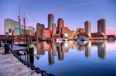 The Best Things to Do in Boston's Seaport Neighborhood Boston To Do, Boston 2023, Seaport Boston, Travelling Photos, Aesthetic Boston, Boston Seaport, Boston Aesthetic, Boston Attractions, Boston Photography