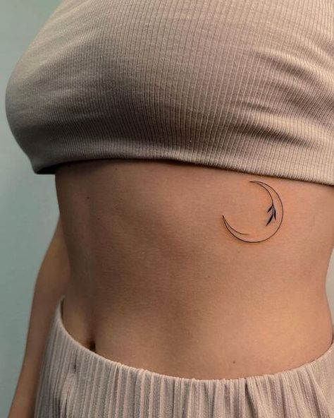 100+ Coolest Minimalist Tattoo Ideas With Meaning [2023] That Are So Unique Minimalist Tattoo Ideas With Meaning, Unique Tattoos With Meaning, Classy Tattoo, Match Tattoo, Tattoo Pretty, Tattoo Ideas With Meaning, Tattoo Spine, Minimalist Tattoo Meaning, Tattoo Star