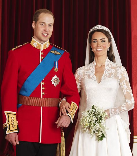 What a beautiful pair. Hope their love is real. William And Kate Wedding, William Kate Wedding, Cambridge Wedding, Düşes Kate, Middleton Wedding, William E Kate, Kate Middleton Wedding, Will And Kate, British Royal Families