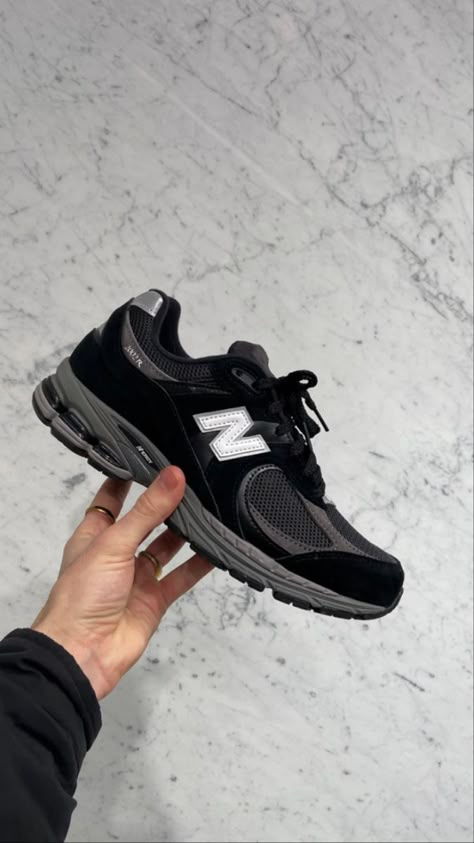 New Balance Protection Pack, Nb 2002r, New Balance 2002r, Style Outfits Men, Pretty Shoes Sneakers, Kicks Shoes, Street Style Outfits Men, Fresh Shoes, Dad Shoes