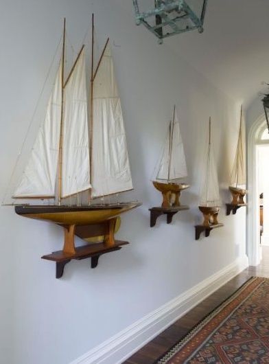 Boat Motor Stand, Cape Living Room, Nautical Restaurant, Nautical Interior Design, English Cottage Bedroom, House In The Desert, Wall Staircase, Model Sailboats, Gallery Wall Staircase