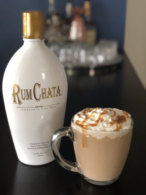 RumChata Caribbean Coffee Best Party Foods, Game Day Finger Foods, Rumchata Drinks, Rumchata Recipes, Drink Rum, Simple Drinks, Strawberry Banana Milkshake, Rum Chata, Cocktail Party Drinks