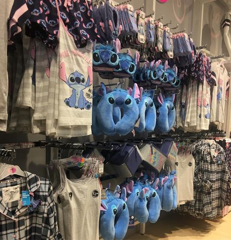 Rachael James on Instagram: “There’s so much stitch merch in @primark at the moment and I love it! 😍 #stitch #Disney #primarkdisney #primarkxdisney” Disney Merch Aesthetic, Stitch Disney Stuff, Stitch Things To Buy, Stitch Merch, Stitch Gifts Disney, Lilo And Stitch Stuff, Buu Monster Inc, Stitch And Lilo, Stitch Room