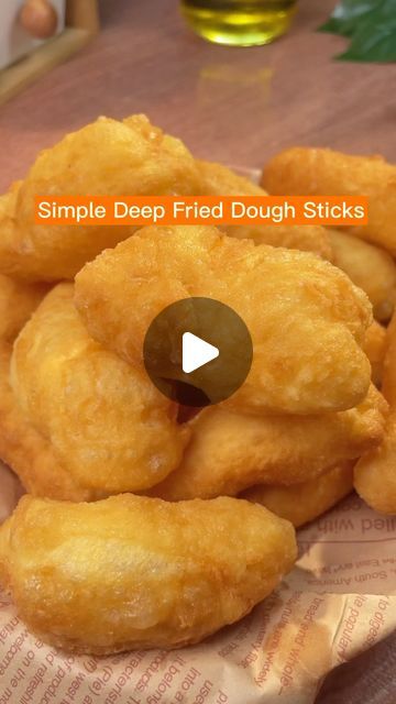 Fried Dough Recipe Easy, Fried Bread Recipes, Italian Fried Dough, Fried Dough Recipe, Fried Dough Recipes, Donut Recipe Fried, Asian Bread, Fried Biscuits, Fried Bread Recipe