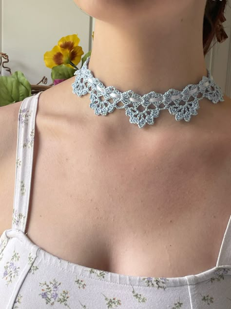 choker Crochet Lace Choker Necklace | Cute Crochet Choker Crochet Lace Jewelry, Lace Crochet Choker, Lace Crochet Projects, Cool Crochet Accessories, Crochet Choker Free Pattern, Crochet Choker Pattern, Cute Crochet Accessories, Lace Yarn Crochet, Crochet Accessories Pattern