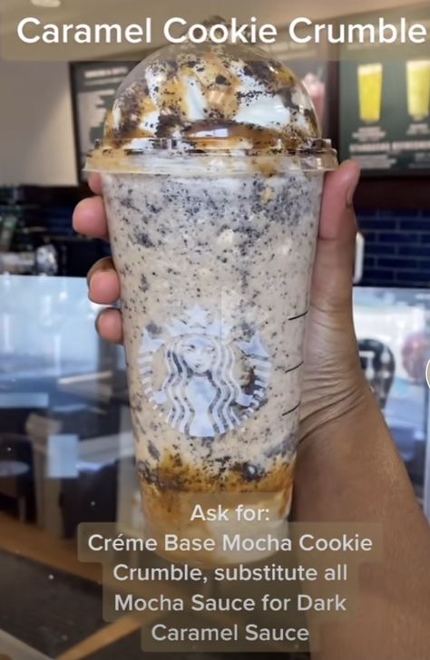 Cookie Crumble Starbucks, Kopi Starbucks, Starbucks Copycat Recipes Drinks, Resep Starbuck, Minuman Starbucks, Starbucks Drink Menu, Starbucks Drink Ideas, Starbucks Secret Menu Recipes, Starbucks Drinks To Try