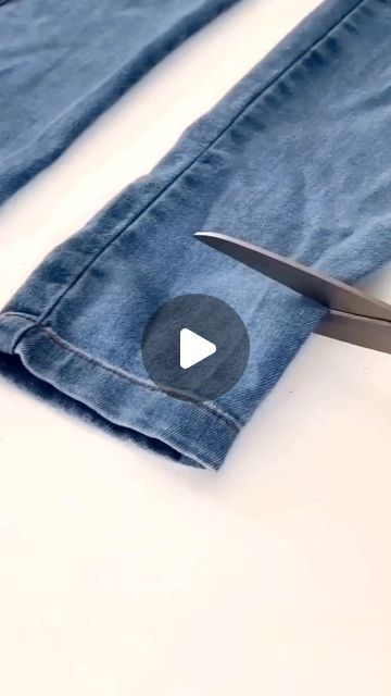 203K views · 7.1K likes | clothes on Instagram: "Practical hem technique for jeans 🪡💙 @lvbaglove

 #sewing #handmade #kiniting #moda #fashion #love #reelsvideo #reelsviral #trending #dress #clothes #lvclothes #Paris" Lv Clothes, Tips Menjahit, Hemming Jeans, Trending Dress, Sewing Jeans, Sew Ins, Creation Couture, How To Hem Pants, January 15