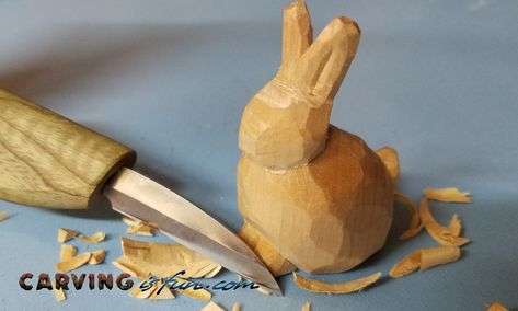 Whittling For Kids, Whittling Patterns, Whittling Ideas, Carved Wooden Animals, Whittling Projects, Wood Shavings, Simple Wood Carving, Wood Carving For Beginners, Wood Sculptures