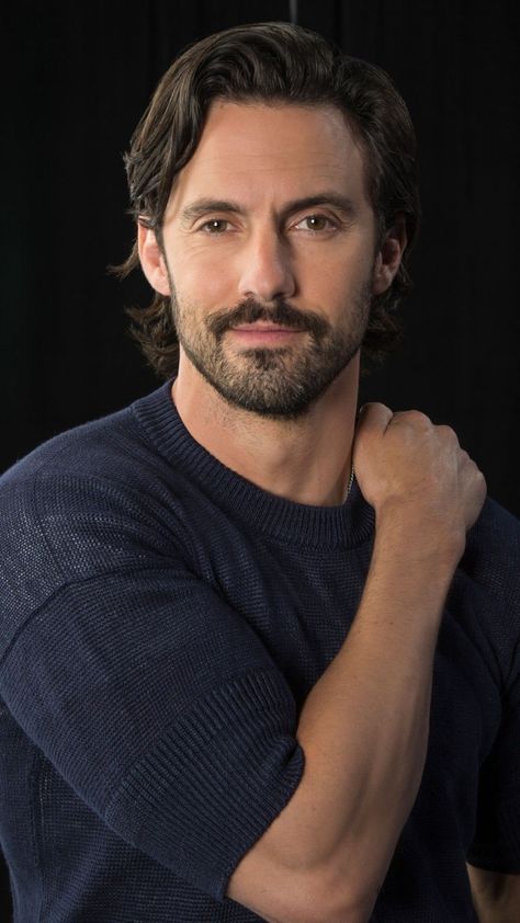 Milo Ventimiglia Gilmore Girls, Luke Danes, Jess Mariano, Scruffy Men, Milo Ventimiglia, Teen Magazine, Corte De Cabelo Masculino, Long Hair Styles Men, Photo Archive