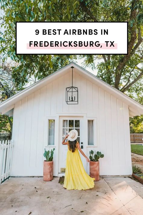 Welcome to Fredericksburg! There are nearly hundreds of charming bed and breakfasts, vacation rentals, and guesthouses to choose from in Fredericksburg, Texas. No matter where you stay, you can expect excellent hospitality from your hosts. They will be sure to make your stay comfortable and memorable. Here are the best Airbnbs in Fredericksburg! What To Wear In Fredericksburg Texas, Places To Stay In Fredericksburg Texas, Where To Stay In Fredericksburg Texas, Fredricksburg Couples Trip, Things To Do In Fredericksburg Texas, Fredericksburg Bachelorette, Texas Airbnb, Cabins In Texas, Best Bed And Breakfast