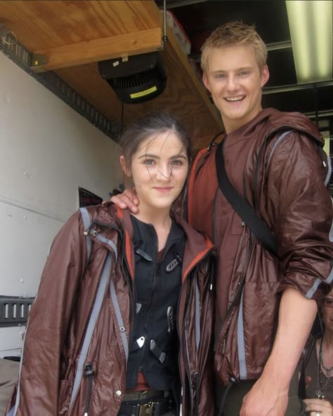 Cato Hadley Aesthetic, Hunger Games Bts, Cato Hunger Games, Cato Hadley, Clove Hunger Games, The Hunger Games Cast, Hunger Games Dr, Game Bts, Isabelle Fuhrman