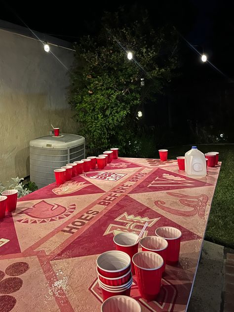 hot pink glitter beer pong table party colleges berkley hawaii backyard hosue party red solo cups Pink College Party, Pink Solo Cups, Pink Beer Pong Table, College Backyard, Pink Beer Pong, Hawaii Backyard, Cup Pong, Halloween 23, 18th Bday