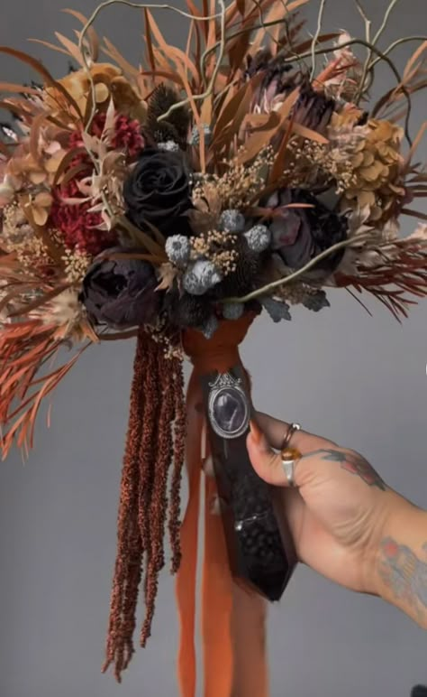 Dark Wedding Theme, Pagan Wedding, Forest Theme Wedding, Crystal Bouquet, Earthy Wedding, Rustic Wedding Bouquet, Outdoor Fall Wedding, Halloween Flowers, Goth Wedding