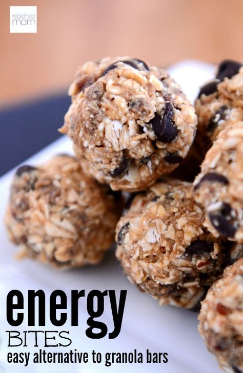 Have you FAILED at making homemade granola bars before? NO MORE. This Kid Approved No Bake Energy Bites Recipe is an awesome, super easy no-bake alternative to pre-made granola bars. Bonus: Your kids think they are dessert and it's HEALTHY. No Bake Energy, Energy Bites Recipes, No Bake Energy Bites, Granola Recipe Bars, Homemade Granola Bars, Granola Bar, Snack Attack, Granola Recipes, Homemade Granola